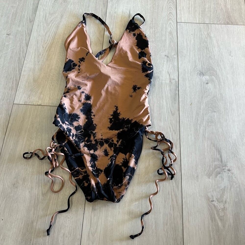 Dippin' Daisy's woman 1 pc swimsuit size S